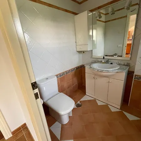 Familiar Con Piscina